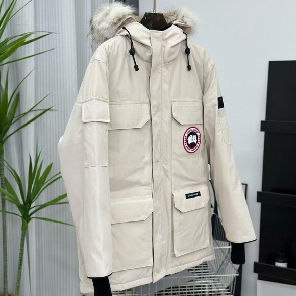 Canada Goose Men's Coat，Very comfortable to wear - Picture 2 of 9
